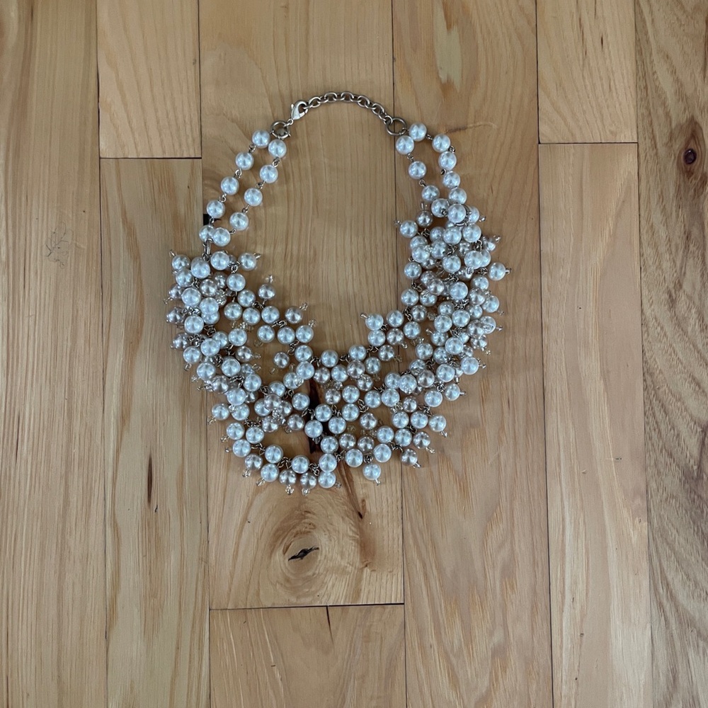 Stella & Dot Sophia Pearl and Crystal Beaded Bib